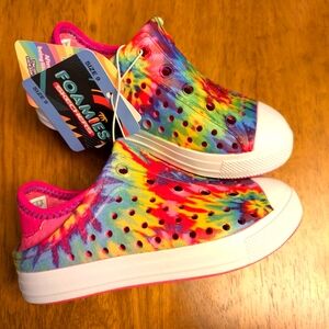 ❇️NWT❇️ Skechers Foamies Tie Dye Water Shoes - 9